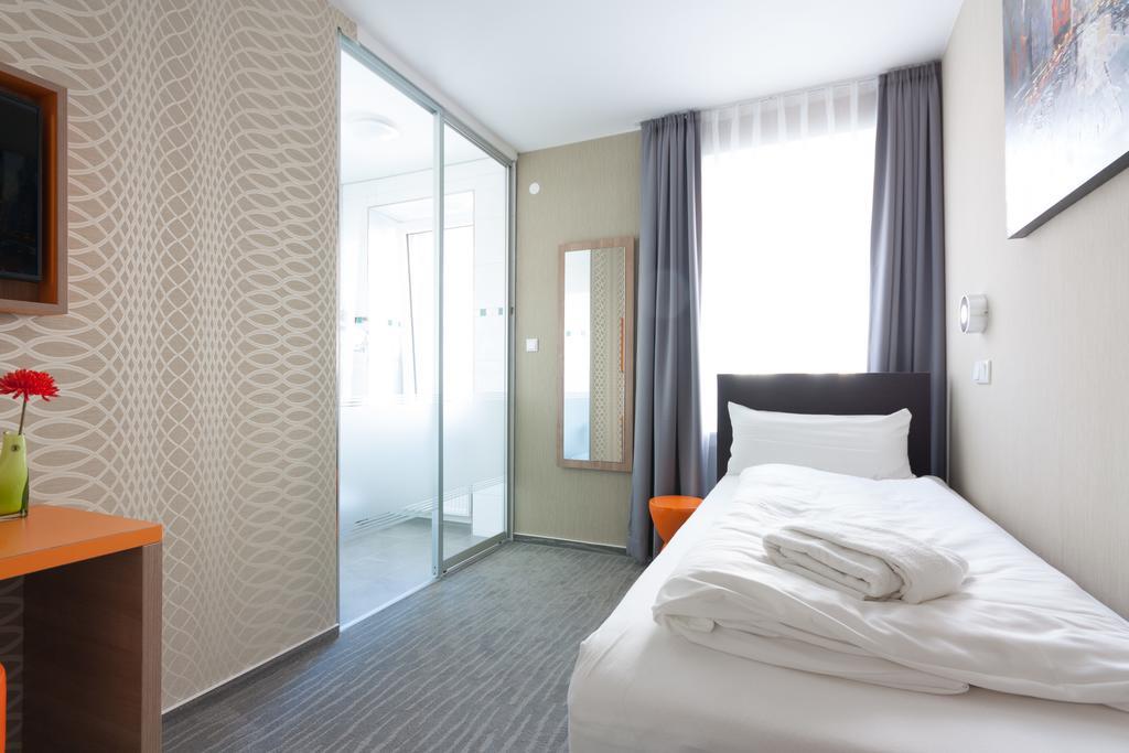 Stay-Inn Bielefeld Zentrum Pokoj fotografie